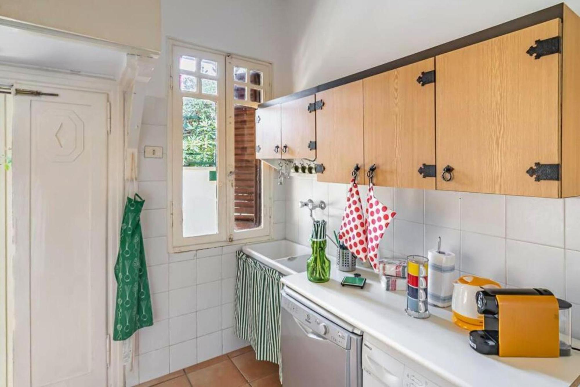 Exclusive Charming Villa - Free Parking 400 Mq Garden - Rome Airport - Roseto Villa Dream Фреджене Екстериор снимка