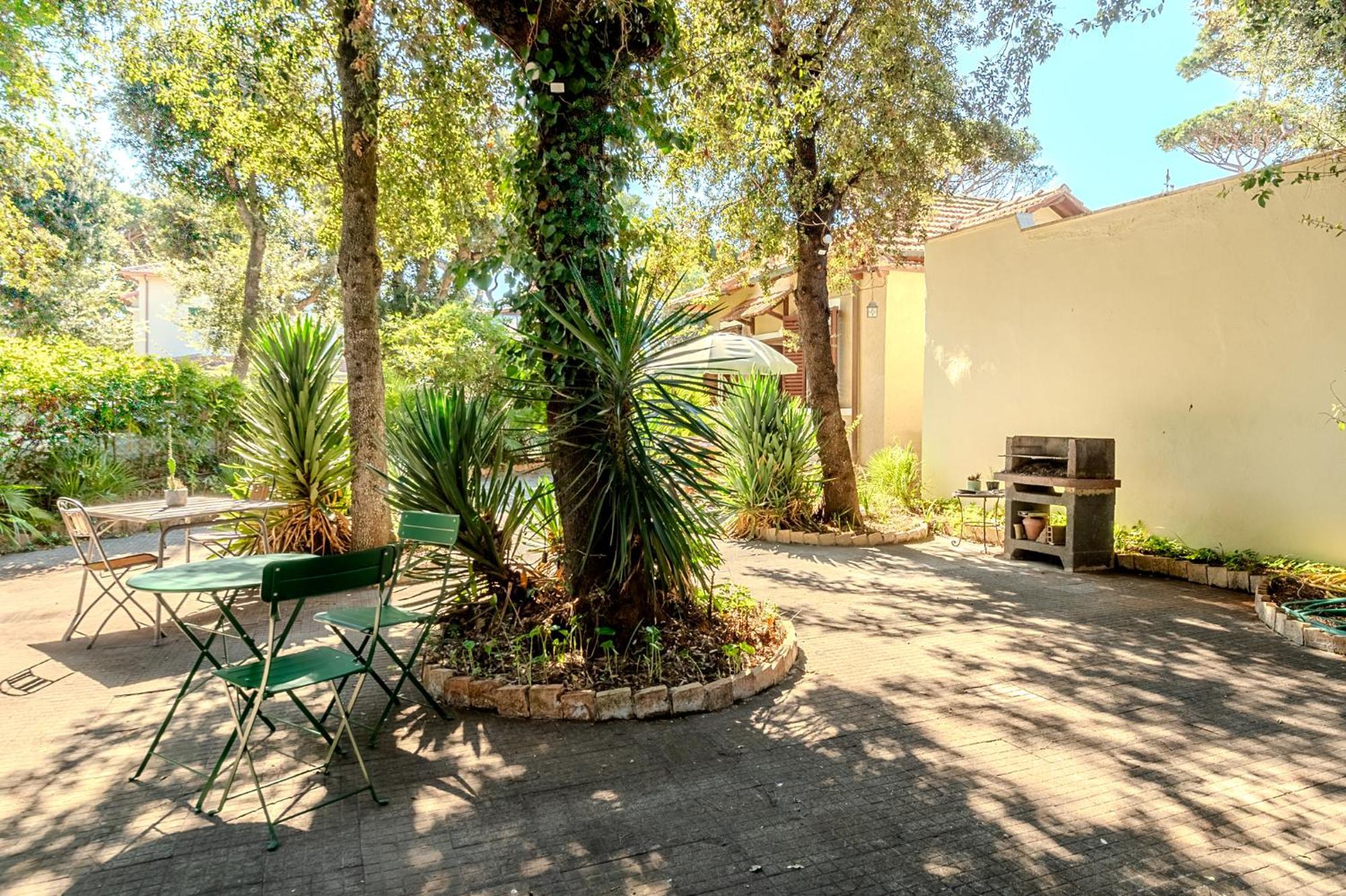 Exclusive Charming Villa - Free Parking 400 Mq Garden - Rome Airport - Roseto Villa Dream Фреджене Екстериор снимка