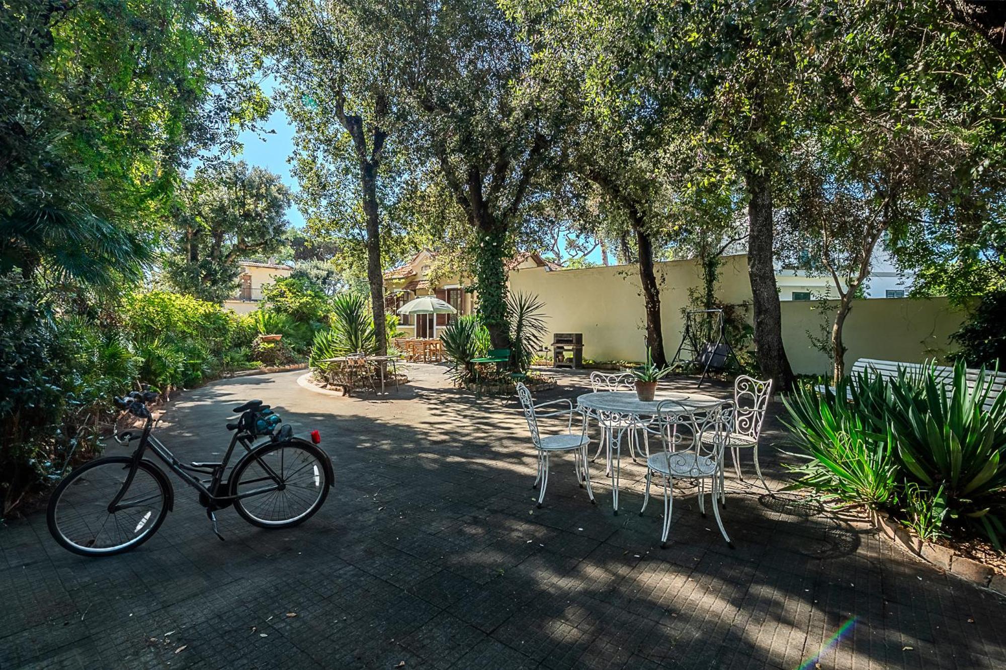 Exclusive Charming Villa - Free Parking 400 Mq Garden - Rome Airport - Roseto Villa Dream Фреджене Екстериор снимка