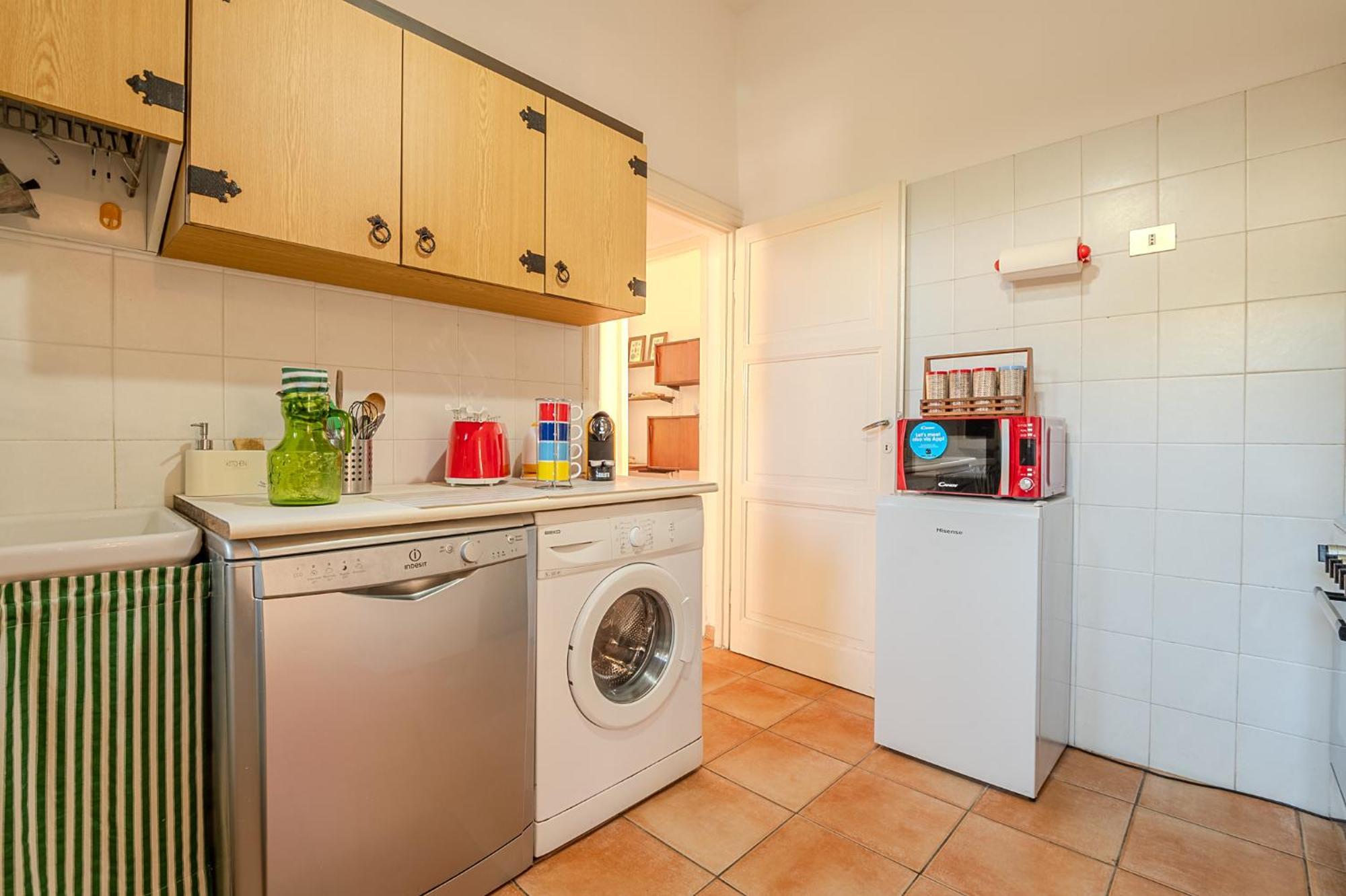 Exclusive Charming Villa - Free Parking 400 Mq Garden - Rome Airport - Roseto Villa Dream Фреджене Екстериор снимка