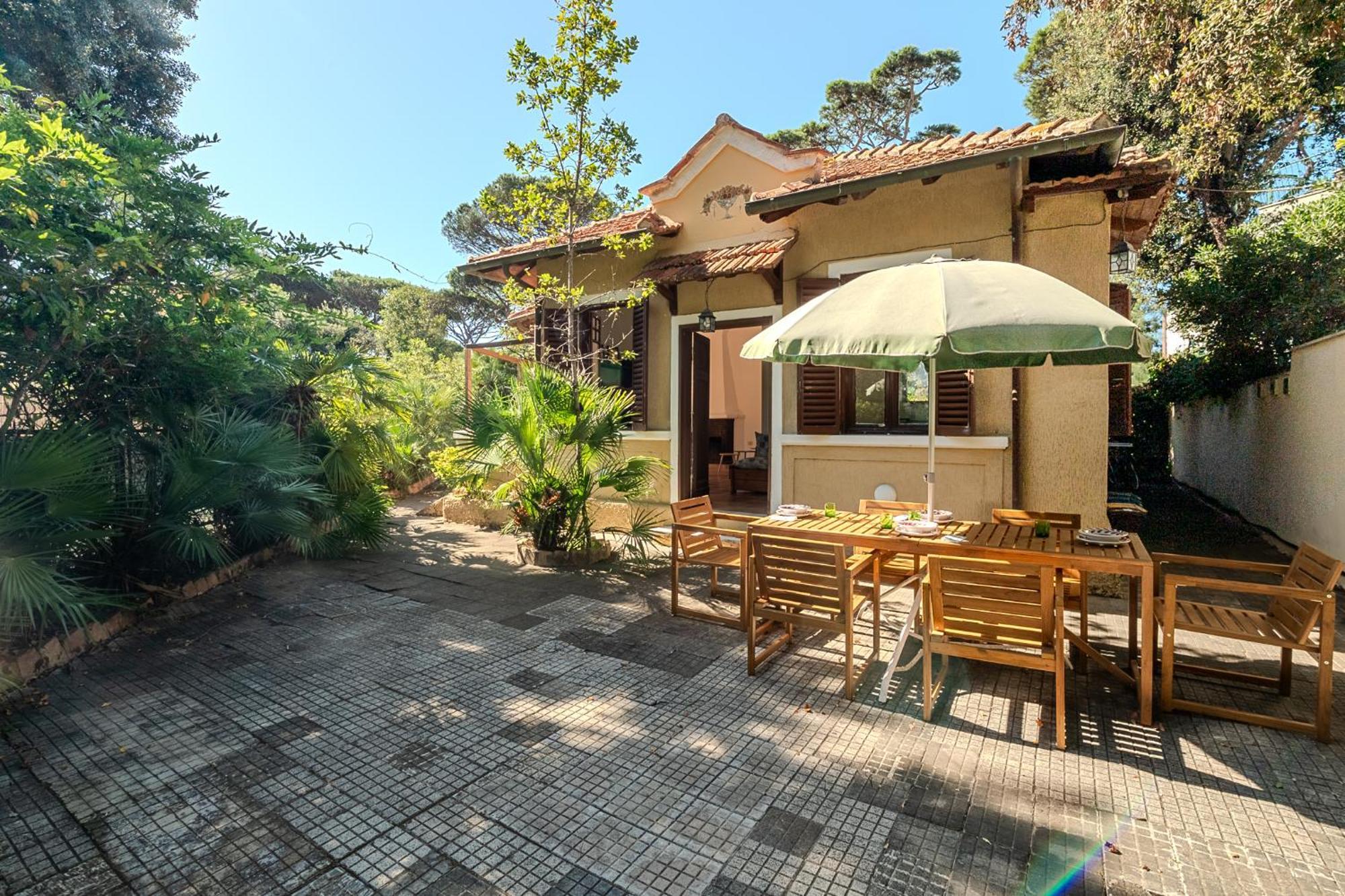 Exclusive Charming Villa - Free Parking 400 Mq Garden - Rome Airport - Roseto Villa Dream Фреджене Екстериор снимка