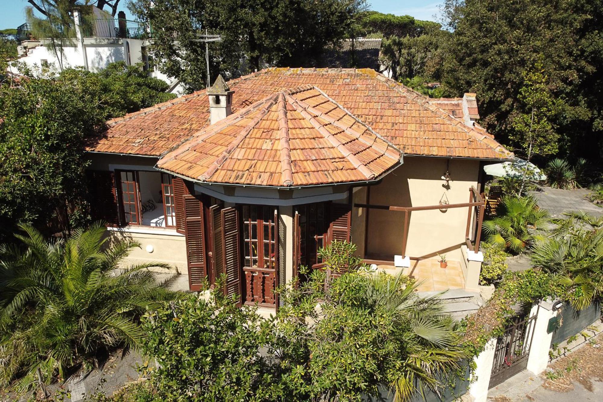 Exclusive Charming Villa - Free Parking 400 Mq Garden - Rome Airport - Roseto Villa Dream Фреджене Екстериор снимка